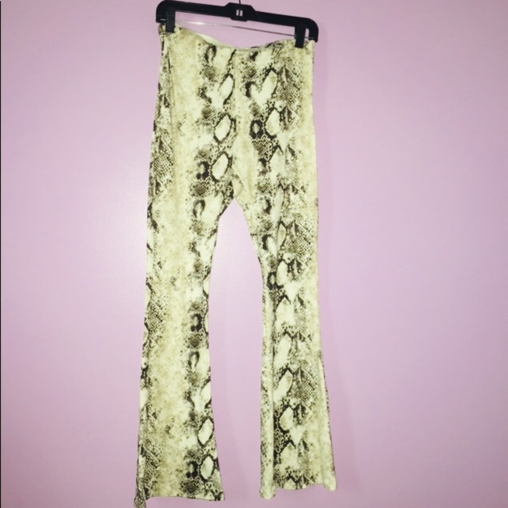 Bell bottoms leggings